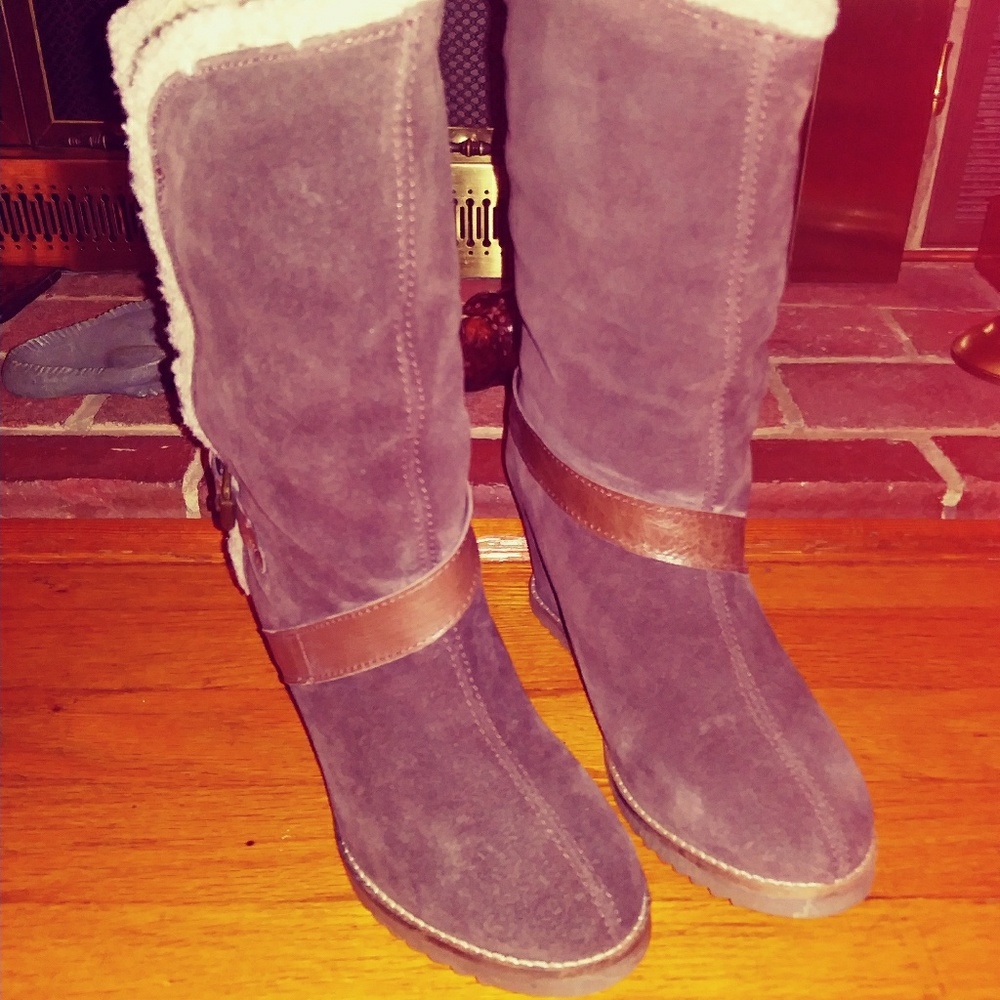Women's skechers wedge heel faux fur lined boots
